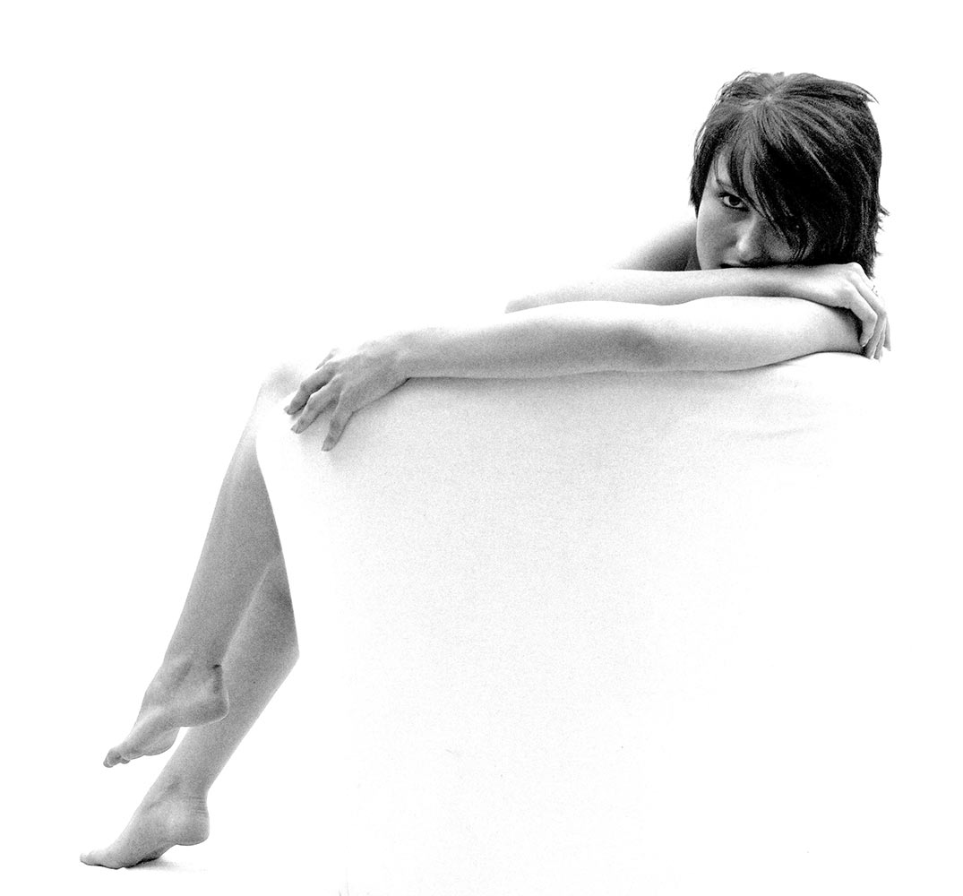 02-0408-1_khr_24 Der weiße Sessel (Foto: Karl-Heinz Richter)