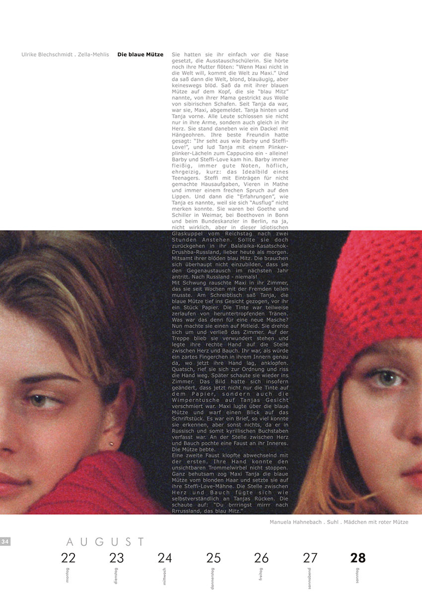 2004-Literaturkalender-Thueringer-Ansichten-2005-34 Die blaue Mütze (Text: Ulrike Blechschmidt) | Mädchen mit roter Mütze (Foto: Manuela Hahnebach) . Literaturkalender Thüringer Ansichten 2005