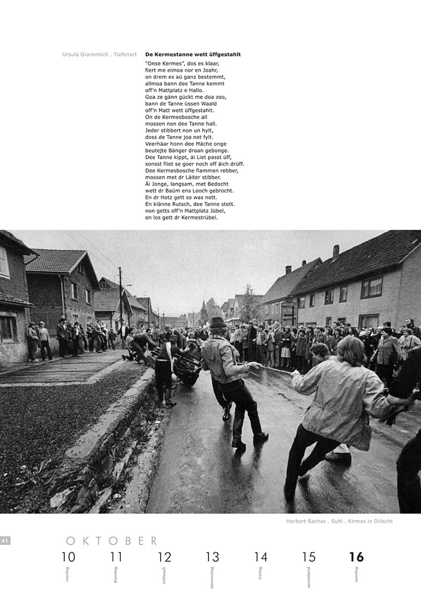2004-Literaturkalender-Thueringer-Ansichten-2005-41 De Kermestanne wett üffgestahlt (Text: Ursula Grammlich) | Kirmes in Dillscht (Foto: Herbert Sachse) . Literaturkalender Thüringer Ansichten 2005