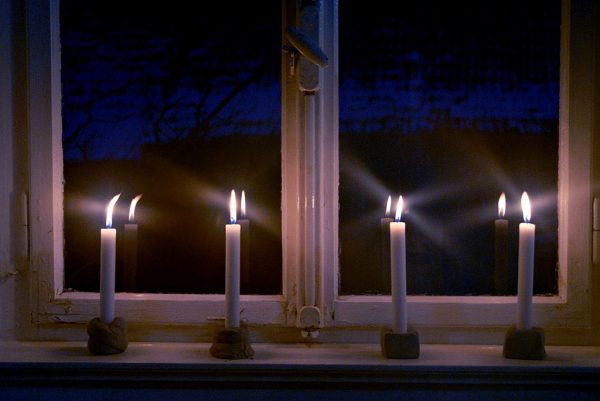 Kerzenschein (Foto: Sandra Heußinger)