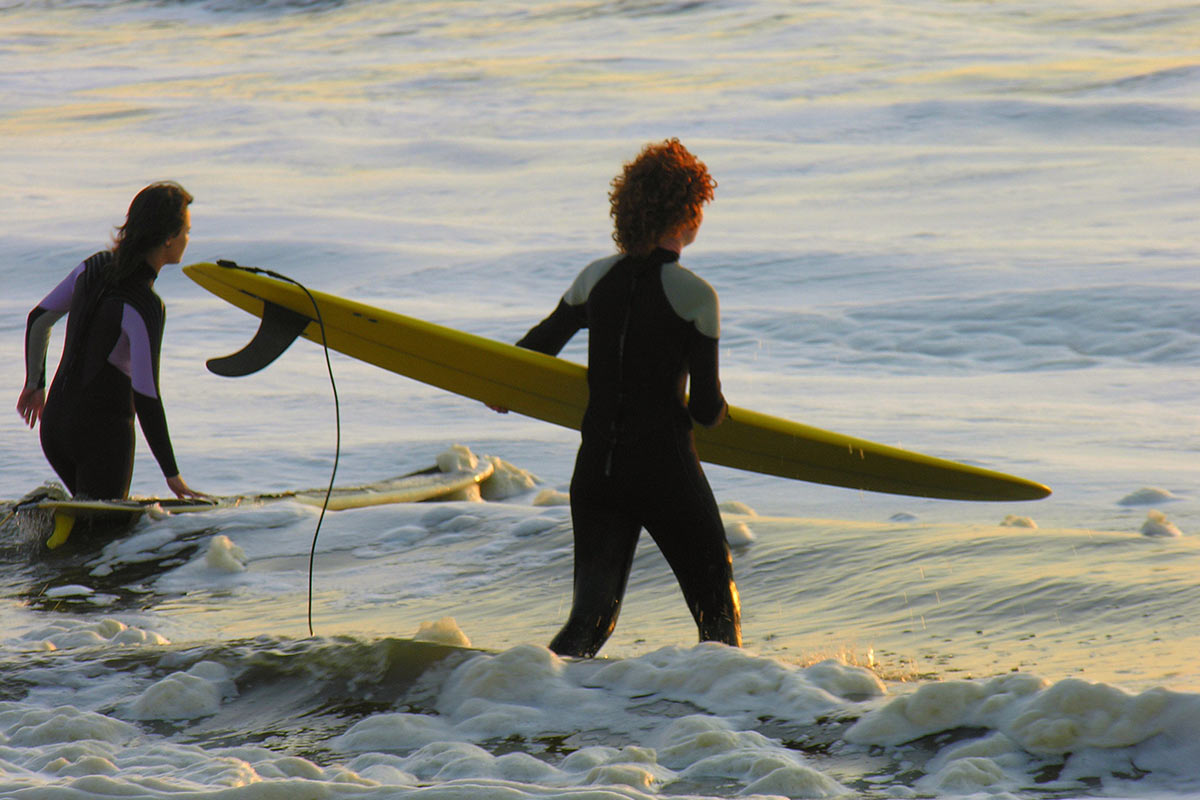 Surferin (Foto: Karl-Heinz Richter)