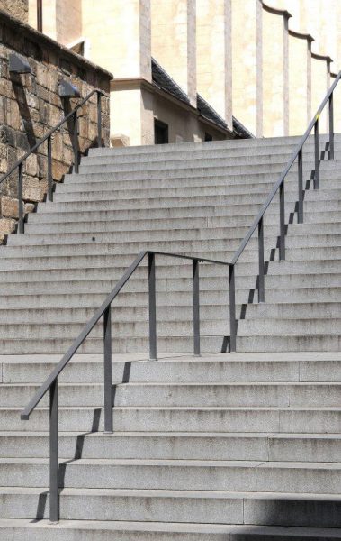 Linien in Halle (Foto: Karl-Heinz Richter)