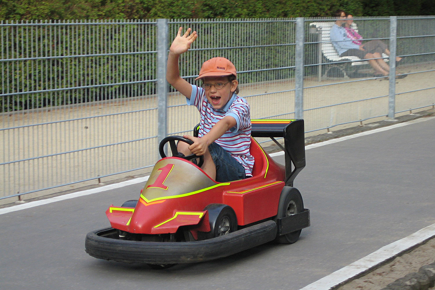 2010-kontrast-ausstellung-fahrzeuge-cf-freie-fahrt Freie Fahrt (Foto: Carolin Fritz) . Ausstellung Fahrzeuge - Spielzeuge . Galerie im CCS . Suhl 2010