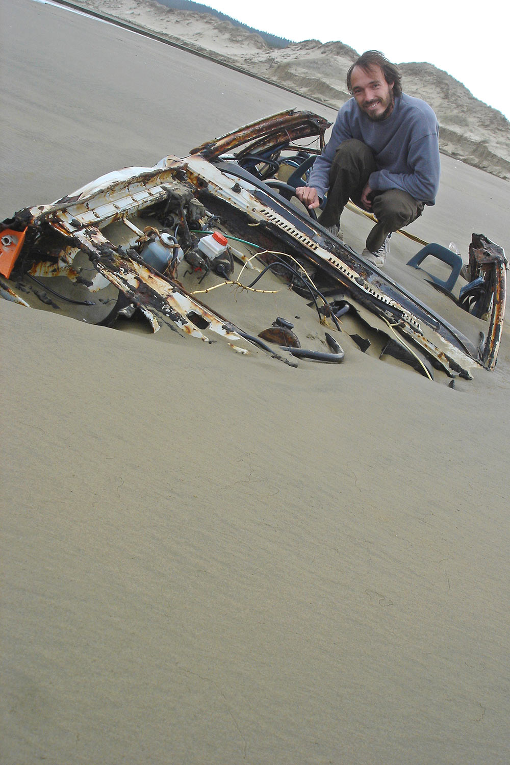 2010-kontrast-ausstellung-fahrzeuge-sh-sand-im-getriebe Sand im Getriebe (Foto: Sandra Heußinger) . Ausstellung Fahrzeuge - Spielzeuge . Galerie im CCS . Suhl 2010