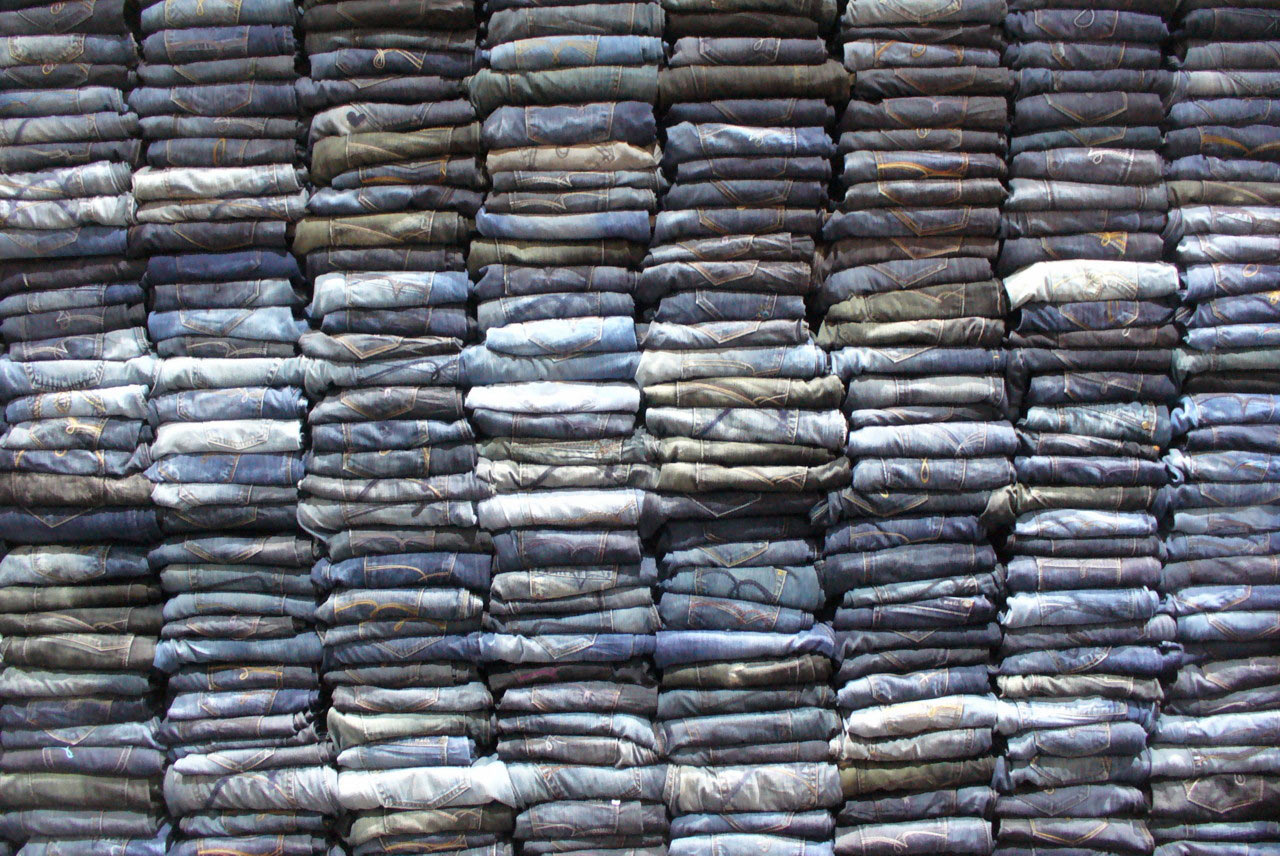 Die blauen Arbeitshosen (Foto: Carolin Fritz)