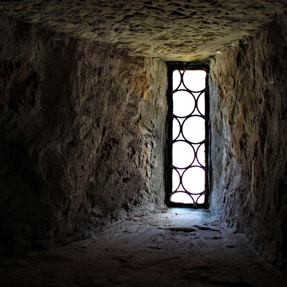 2011-bdj-049_Klosterfenster-II_rok_14 Klosterfenster (Foto: Roland Kastner)