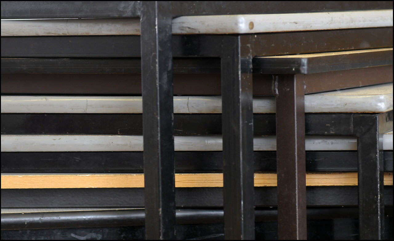 2011-bdj-084_Tische_uz_13 Tische (Foto: Ute Zohles)