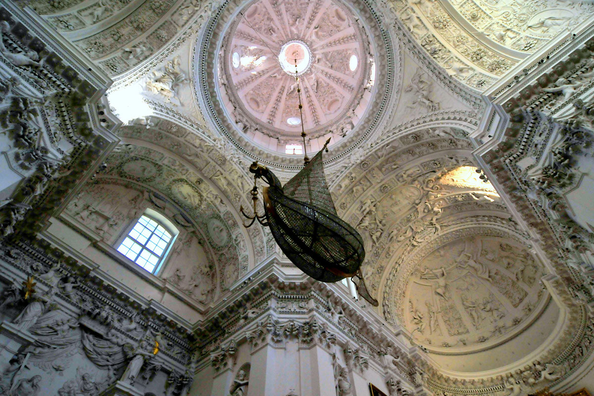 Kirchenschiff (Foto: Karl-Heinz Richter)