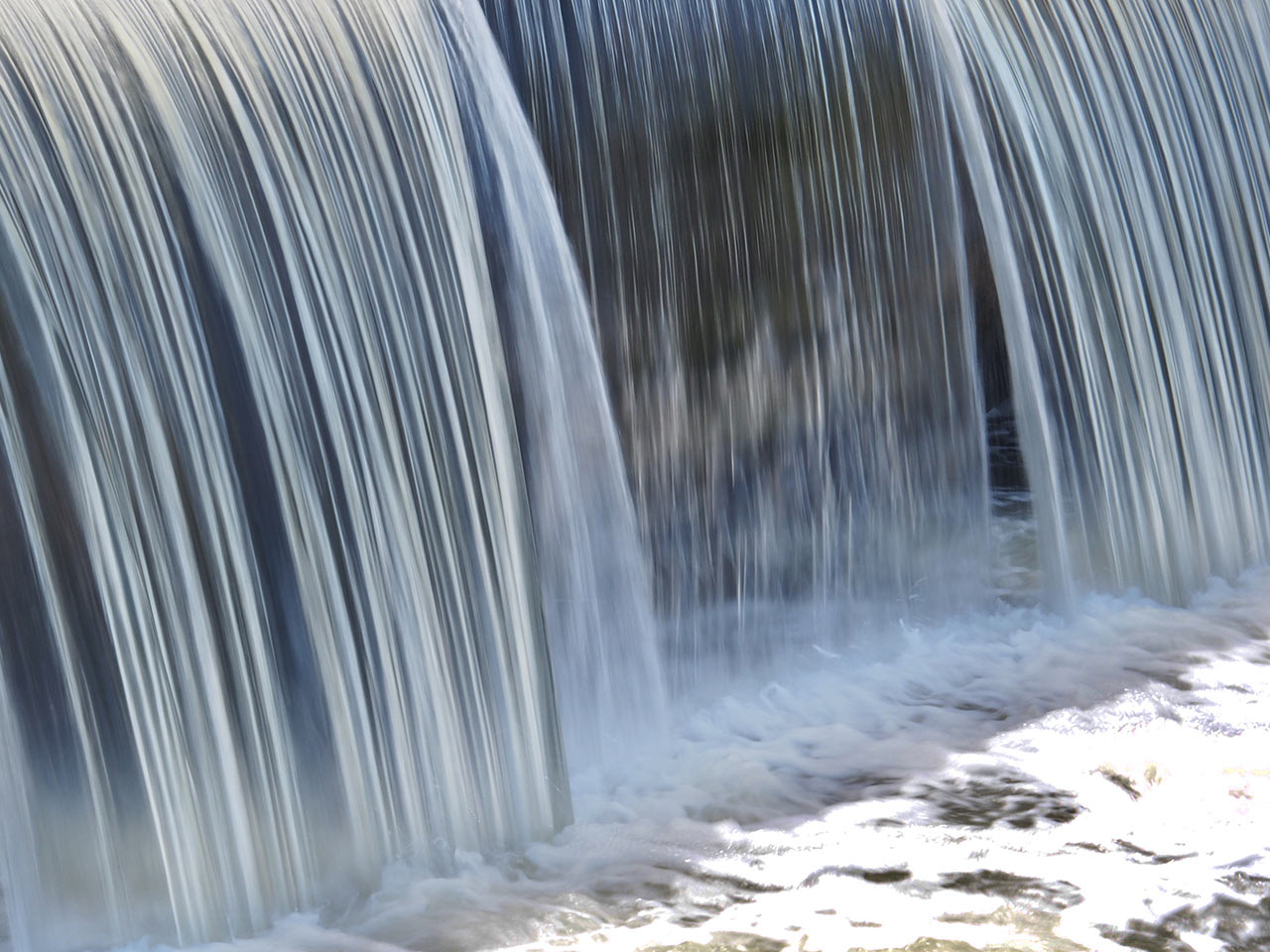 2014-06-zz01_wasserfall_2_EM045904_ak_17 Serie: Wasserfall (Foto: Andreas Kuhrt)