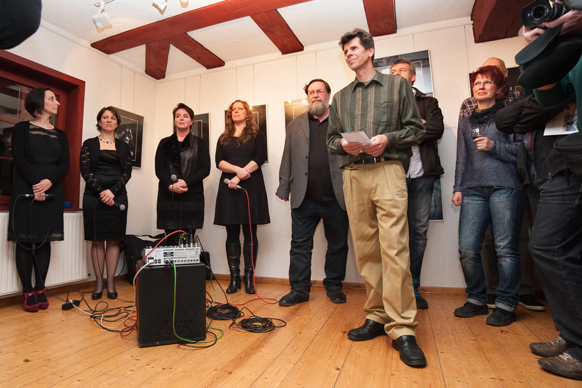 Eröffnung der Fotoausstellung Kontrast . Galerie im Bürgerhaus Zella-Mehlis . 2014 (Foto: Ute Zohles)