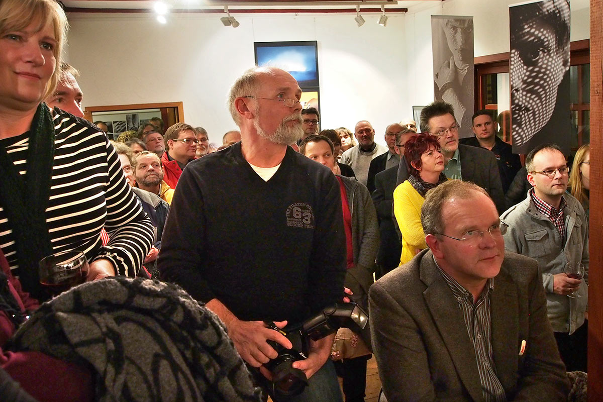 Eröffnung der Fotoausstellung Kontrast . Galerie im Bürgerhaus Zella-Mehlis . 2014 (Foto: Manuela Hahnebach)