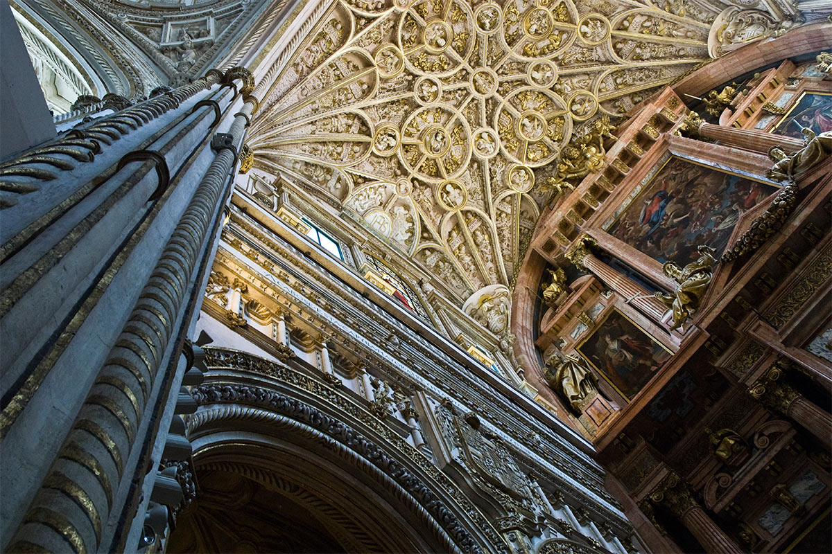 2014-fotoausstellung-nah-und-fern-uz-Mezquita-Cordoba-Spanien Mezquita Cordoba (Foto: Ute Zohles)