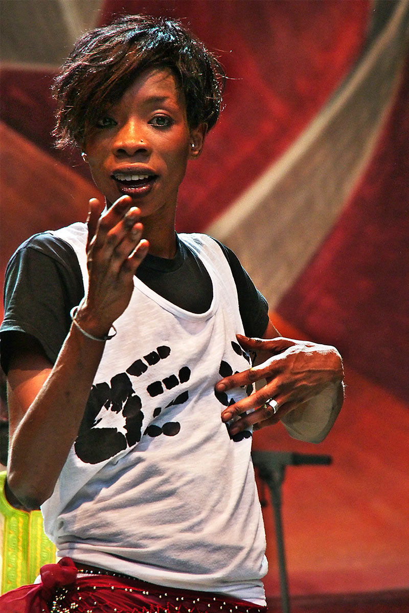 2015-12-zz05-P0037320-tff-2015-fatou-wore-mboup-ak-6.33-1 Serie: Nigerianische Tänzerin . TFF 2015 (Foto: Andreas Kuhrt)