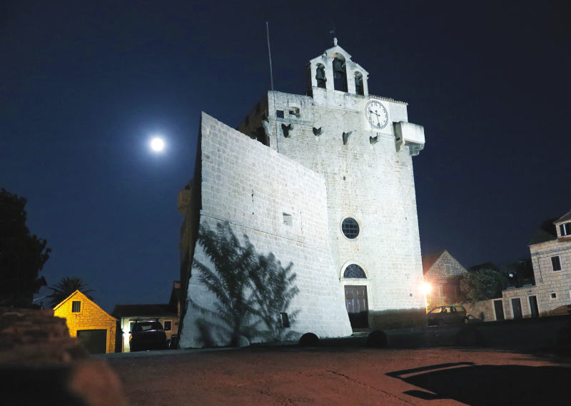 Voll Mond - halb zehn (Foto: Peter Maximilian Schmidt)