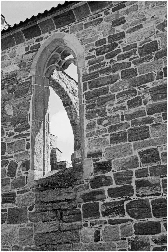 2016-10-13-gemaeuer-khr-5.5 Gemäuer (Foto: Karl-Heinz Richter)