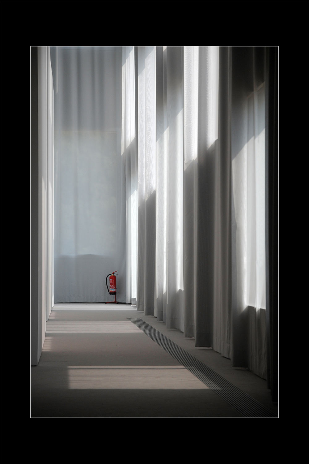 2016-Mappe-Fotoclub-Kontrast-Suhl-12-UZ-Flur Flur (Foto: Ute Zohles)