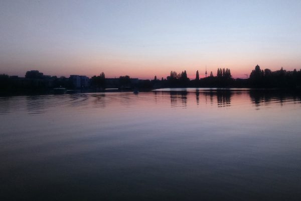 Abendstimmung in Berlin (Foto: Karl-Heinz Richter)