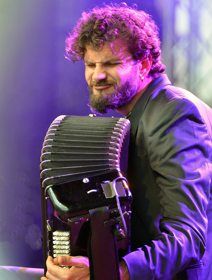 2017-03-zz03-1-Vincent-Peirani-gg-7-2 Serie: Vincent Peirani (Foto: Günter Giese)