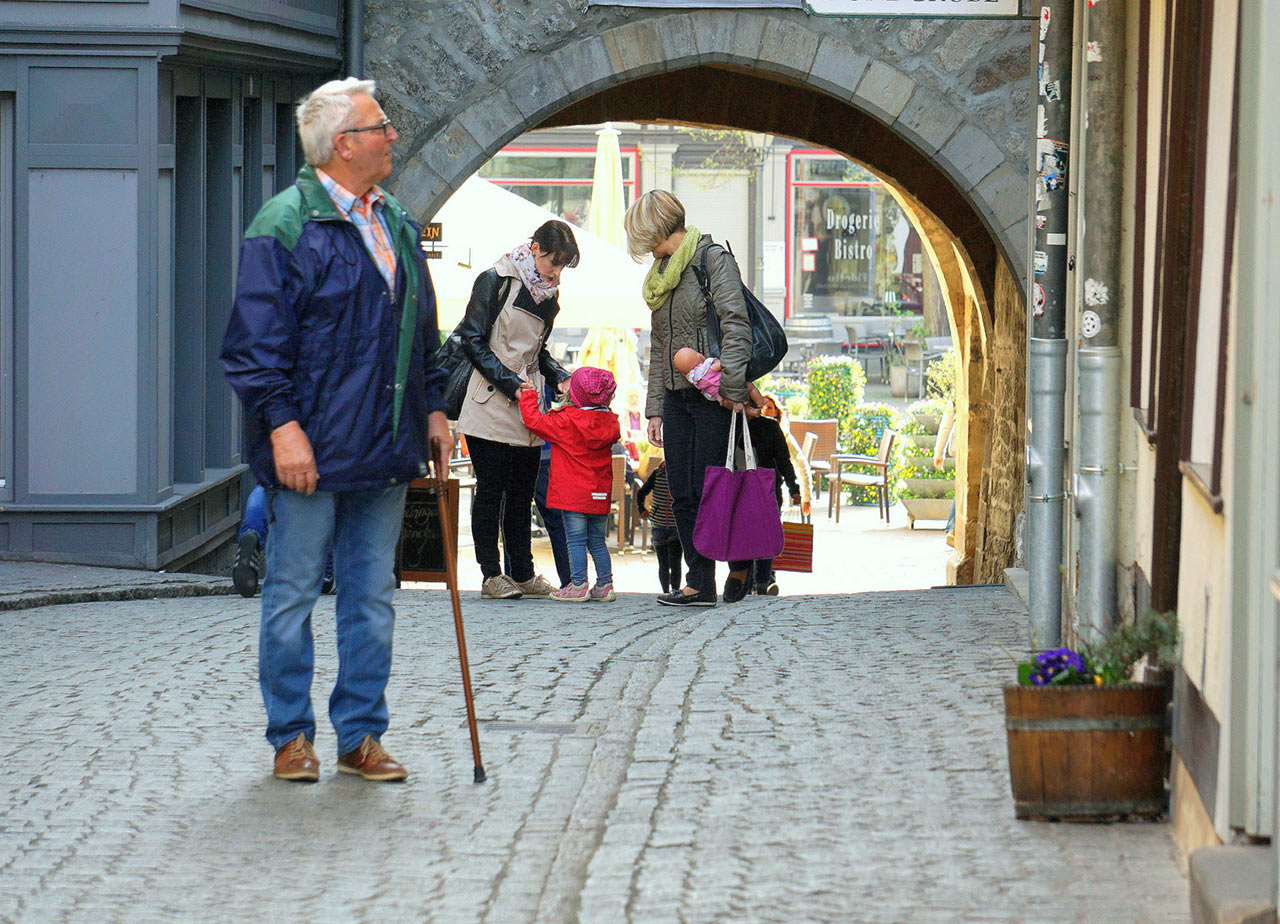 2018-01-04-13-Opa-wartet-khr-5.5 Opa wartet (Foto: Karl-Heinz Richter)
