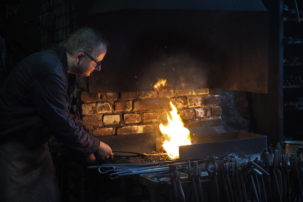 Serie: Schmieden 1 (Foto: Manuela Hahnebach)