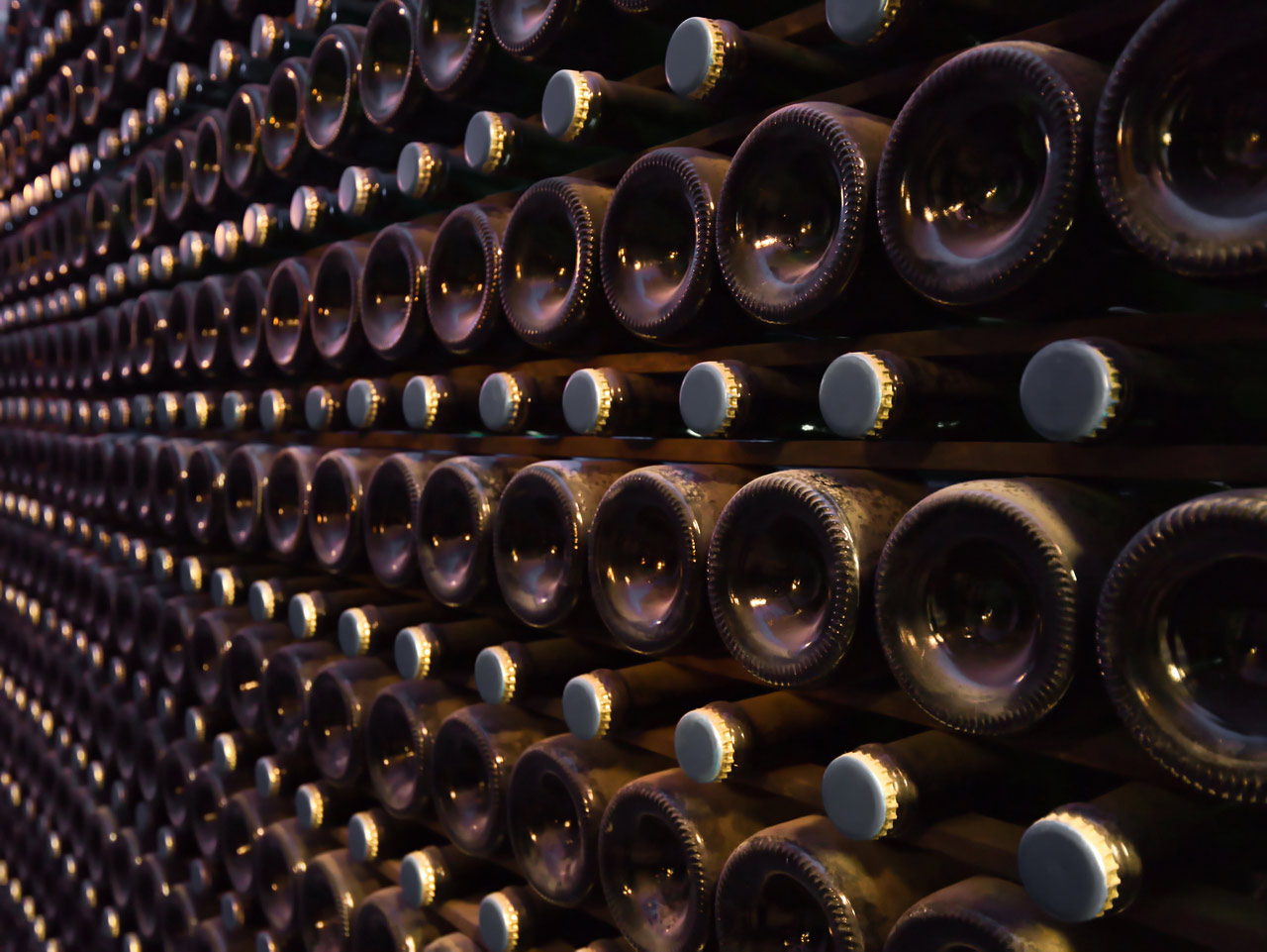 Sektvorrat (Foto: Roland Kastner)