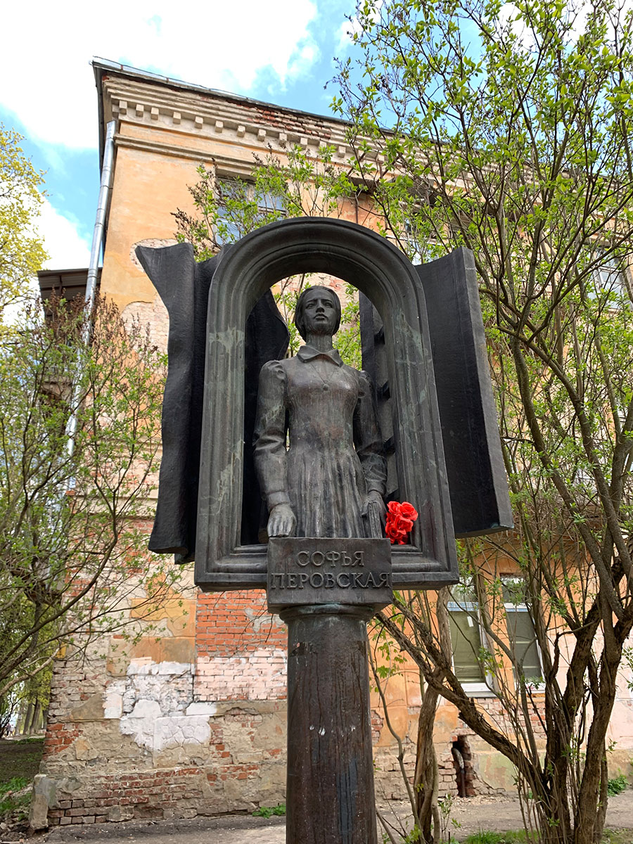 2019-06-04-denkmal-fuer-die-kommandantin-IMG_1354-mh-5 Denkmal für die Kommandantin (Foto: Manuela Hahnebach)