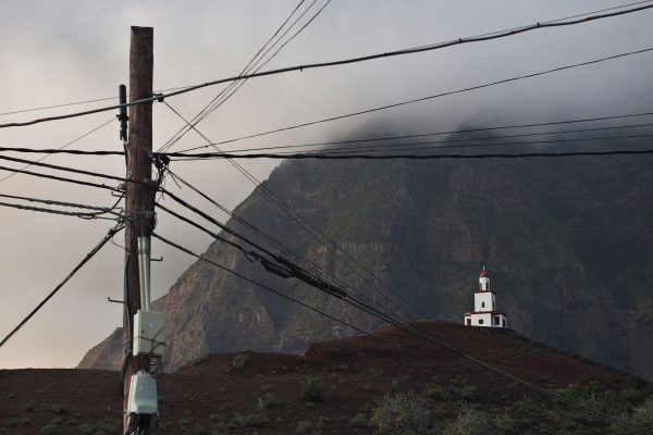 Verkabelt . El Hierro (Foto: Andreas Kuhrt)