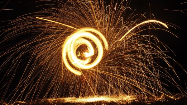 Serie: Feuertanz 3 (Foto: Andreas Kuhrt)