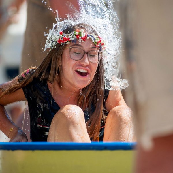 Serie: Abitaufe 1 (Foto: Uli Pfeufer)