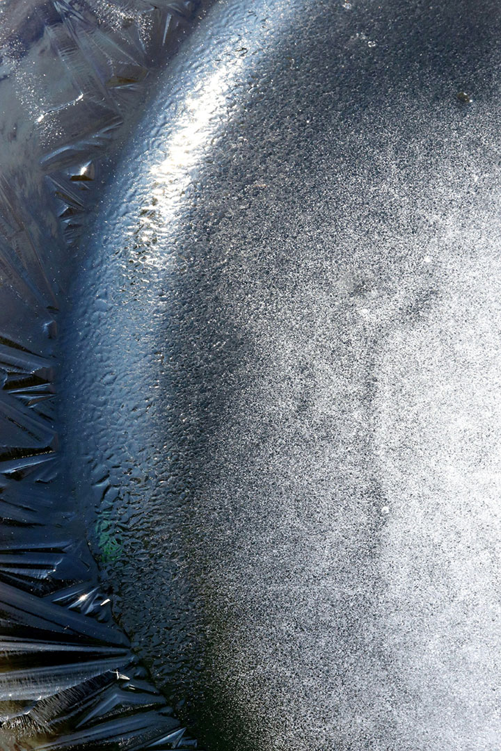 2019-Bild-des-Jahres-zz08-Eismond-2-pms-6.66 Serie: Eismond 2 (Foto: Peter Maximilian Schmidt)