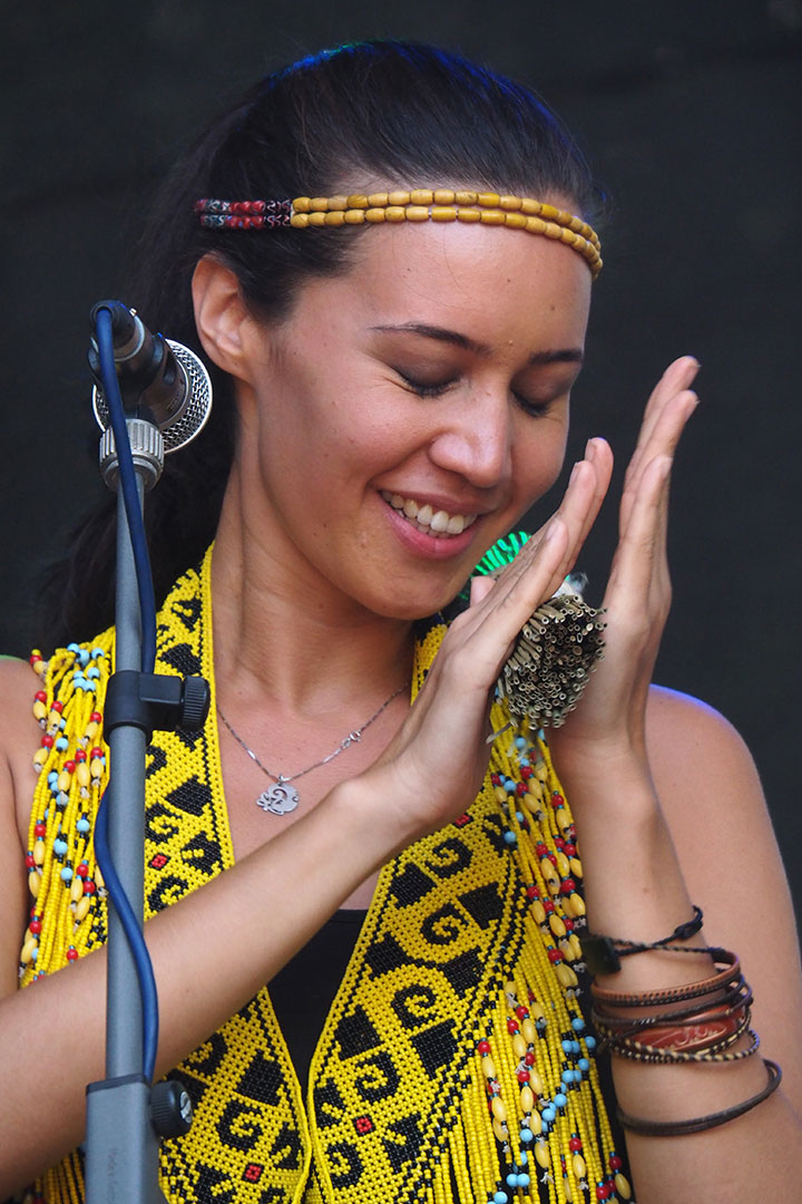 Alena Murang (Borneo) beim Rudolstadt-Festival 2019 (Foto: Andreas Kuhrt)