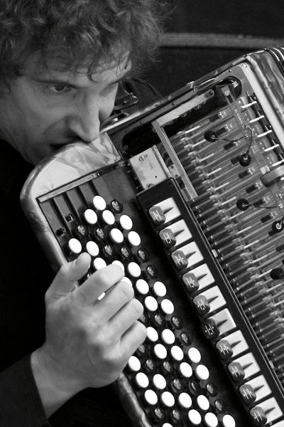 Yegor Zabelov, Akkordeonspieler (Foto: Andreas Kuhrt)