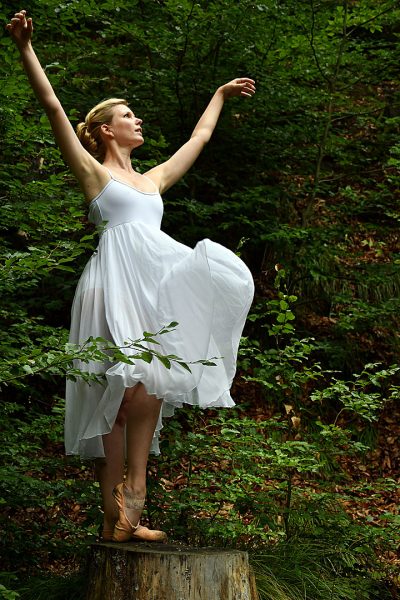 Serie: Das Kleid 2 (Foto: Günter Giese)