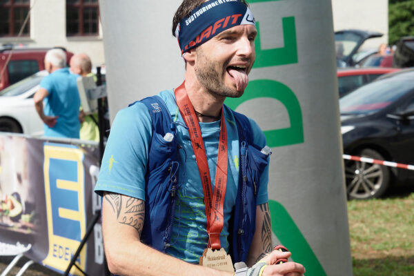 Südthüringentrail 2021: im Ziel: Ron Voßhage (Foto: Andreas Kuhrt)