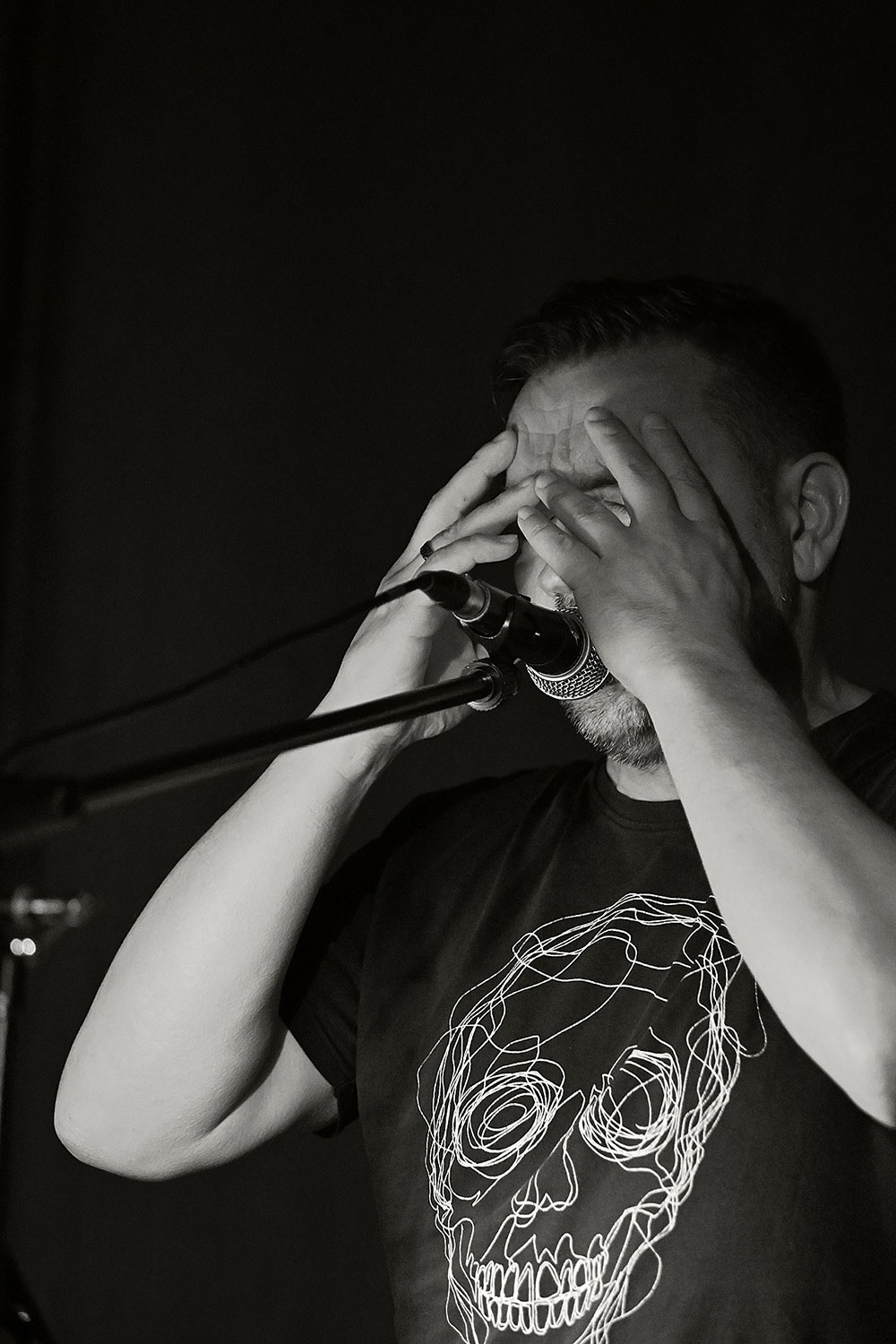 2023-09-zz08-Lesung-Hendrik-Neukirchner-2-gg-6 Serie: Lesung Hendrik Neukirchner 2 (Foto: Günter Giese)