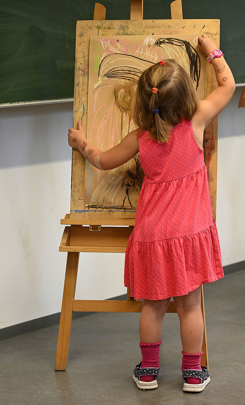 2023-10-08-Die-kleine-Kuenstlerin-gg-5.5 Die kleine Künstlerin (Foto: Günter Giese)