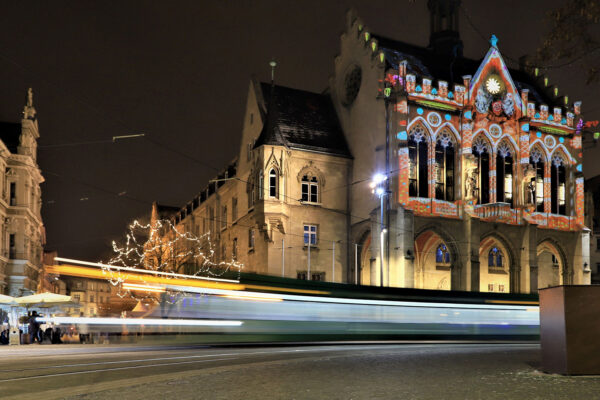 Nachtverkehr (Foto: Michael Stürtz)