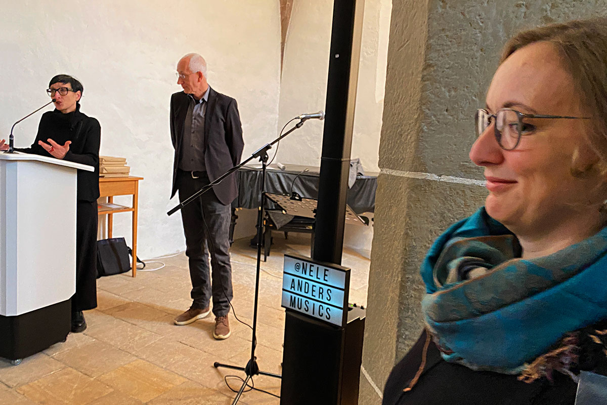 13. Landesfotoschau Thüringens: Eröffnung im Museum Kloster Veßra: Susanne Knorr, Eckhardt Schön, Claudia Krahnert (Foto: Andreas Kuhrt, 05.03.2023)