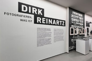 <b>16.10.2025</b> statt Fotoclub: Fotoausstellung „Dirk Reinartz. Fotografieren, was ist“ in Erfurt