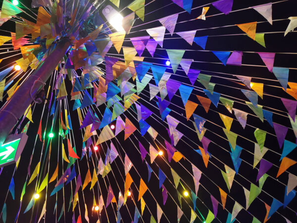 Wimpelhimmel (Foto: Ines Koch)