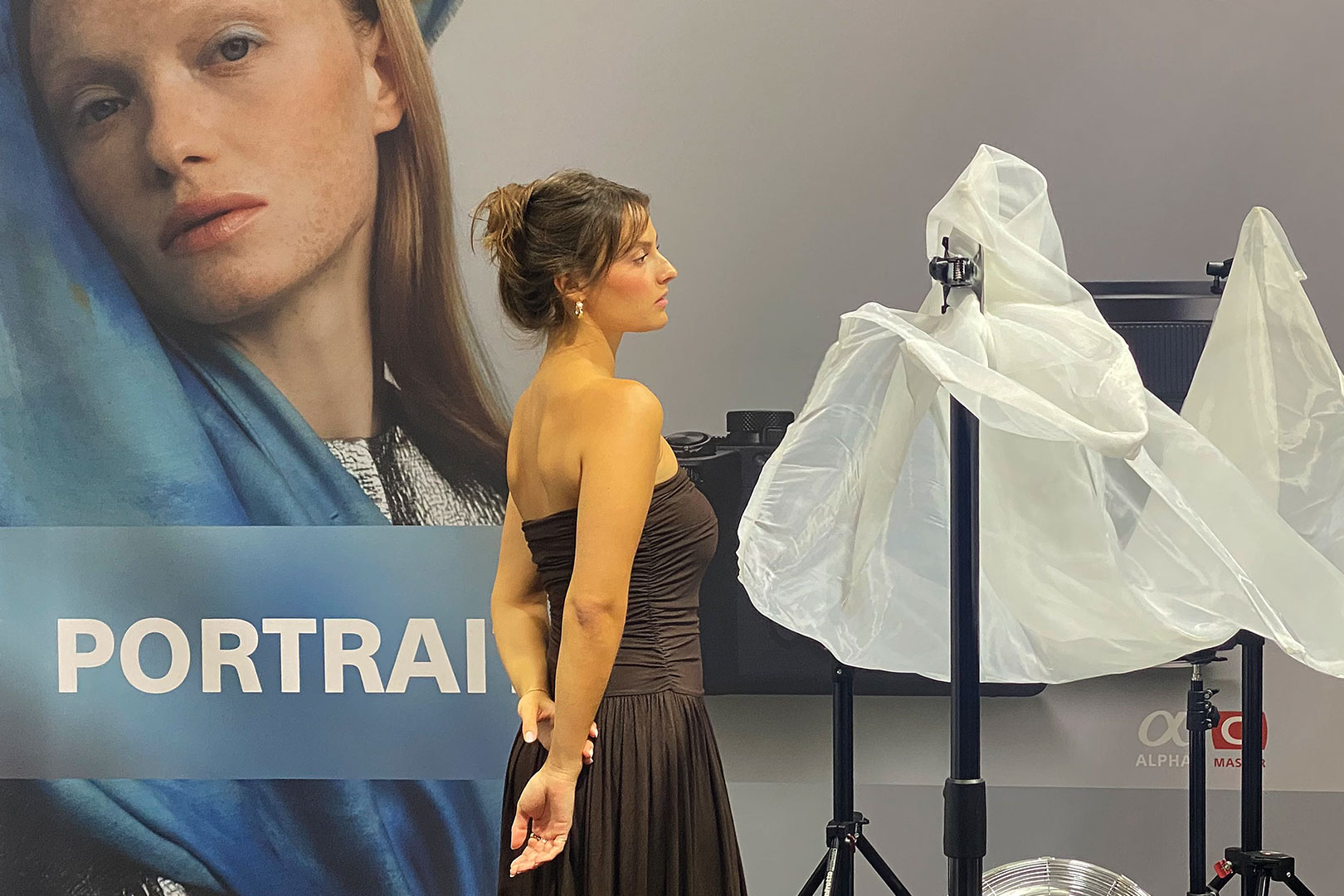 2025-nuernberg-messe-fotofestival-imaging-world-model-fotografie-IMG_8569ak-a Imaging World . Fotofestival Nürnberg 2025: Model-Fotografie (Foto: Andreas Kuhrt)