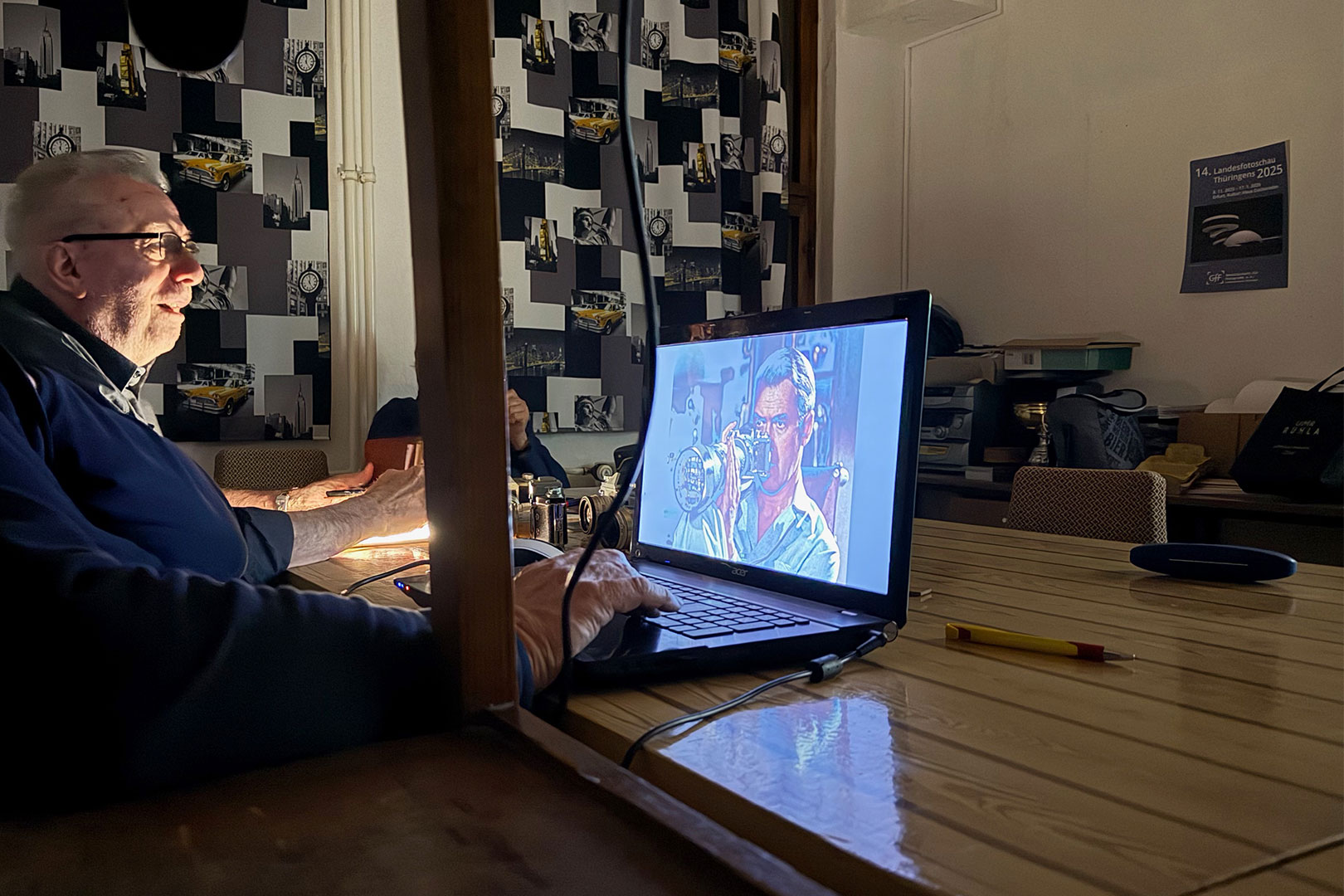 Fotoclub Kontrast Suhl: Vortrag Claus Gebhardt: 90 Jahre Spiegelreflex-Kamaras (Foto: Manuela Hahnebach)