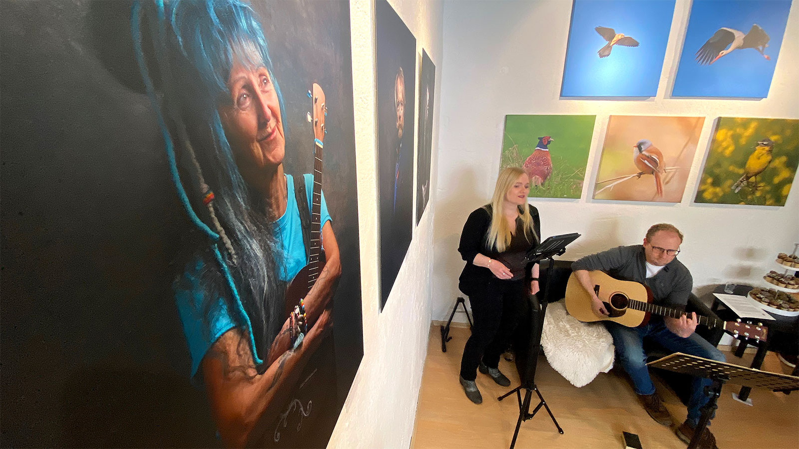 NEKST Galerie Z4 Meiningen: Fotoausstellung Sichtweisen: Eröffnung 26.04.2026: Duo Zweiklang (Foto: Andreas Kuhrt)